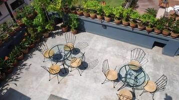 Se sirven desayunos, almuerzos, cenas y cocina internacional