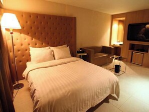 Rollaway beds, free WiFi - California Hotel Seocho (Seoul)