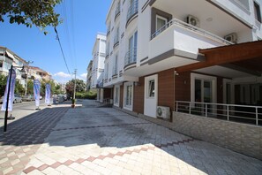 Free self parking - Çitköylü Otel & Apart (Edremit)