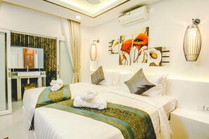 Egyptian cotton sheets, premium bedding, memory foam beds, minibar - Sahaa Beach Resort (Sihanoukville)