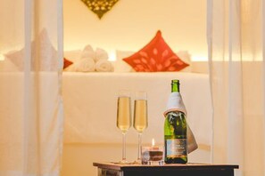 In-room dining - Sahaa Beach Resort (Sihanoukville)