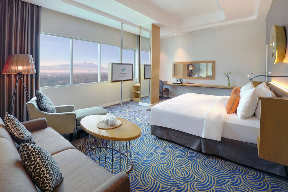 Executive Suite | City view