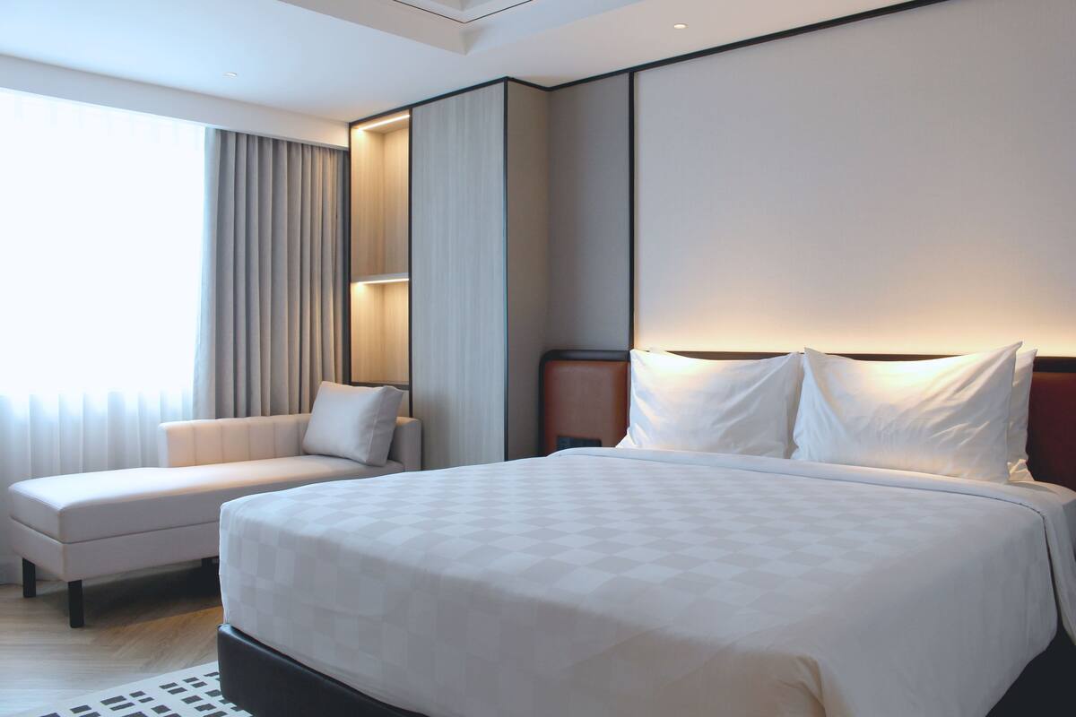 Deluxe Double Room (New Deluxe Queen Room)