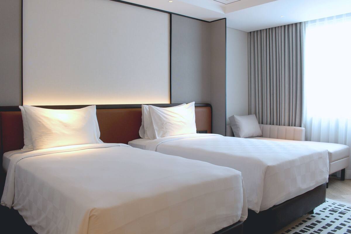 Deluxe Twin Room (New Deluxe Twin Room)