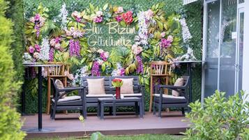 Sauna, Dampfbad, Türkisches Bad/Hamam, Warmsteinmassagen