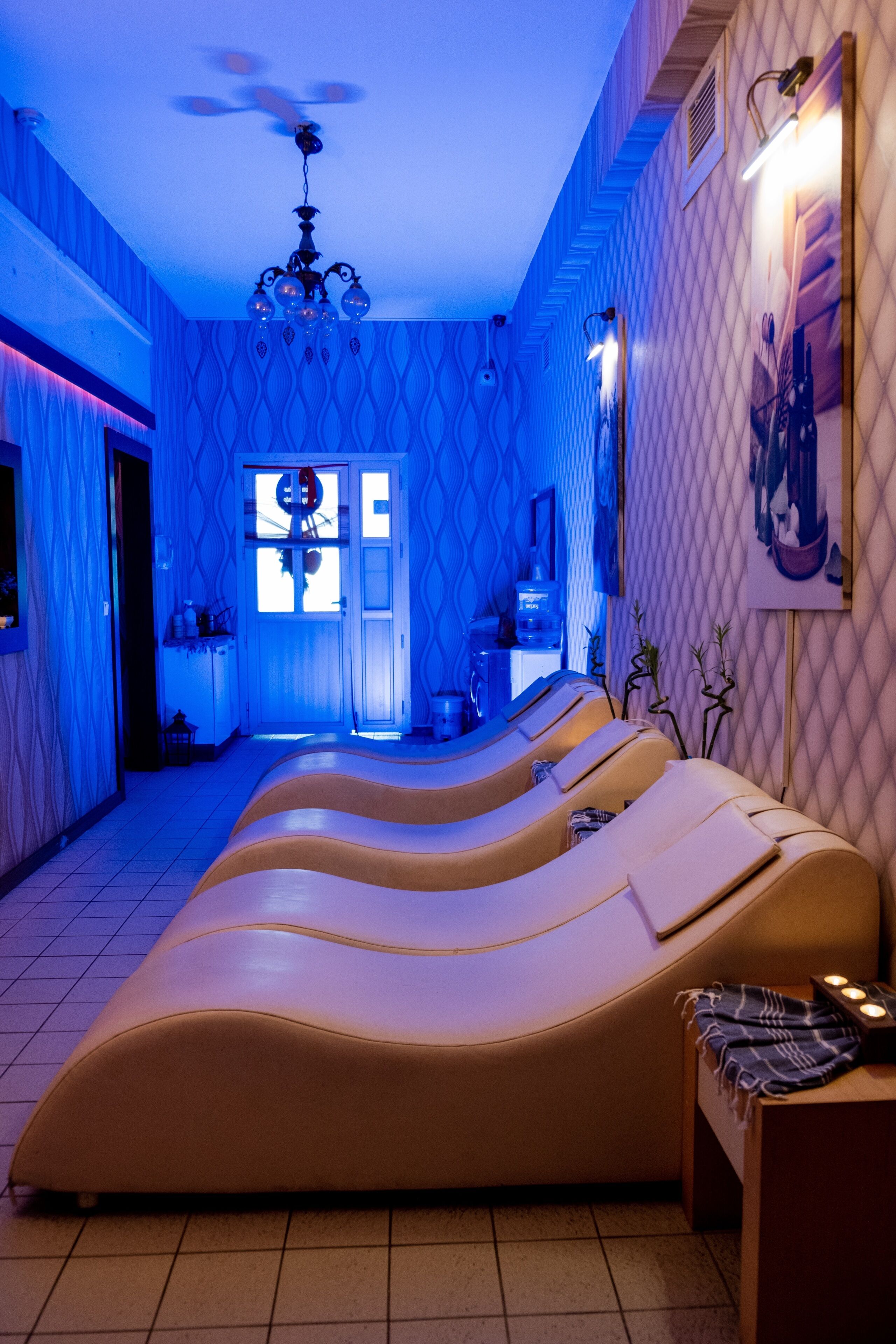sauna, steam room, turkish bath/hammam, hot stone massages
