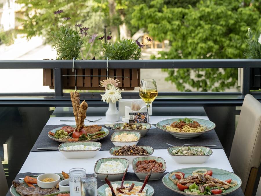 Sauna, steam room, Turkish bath/hammam, hot stone massages