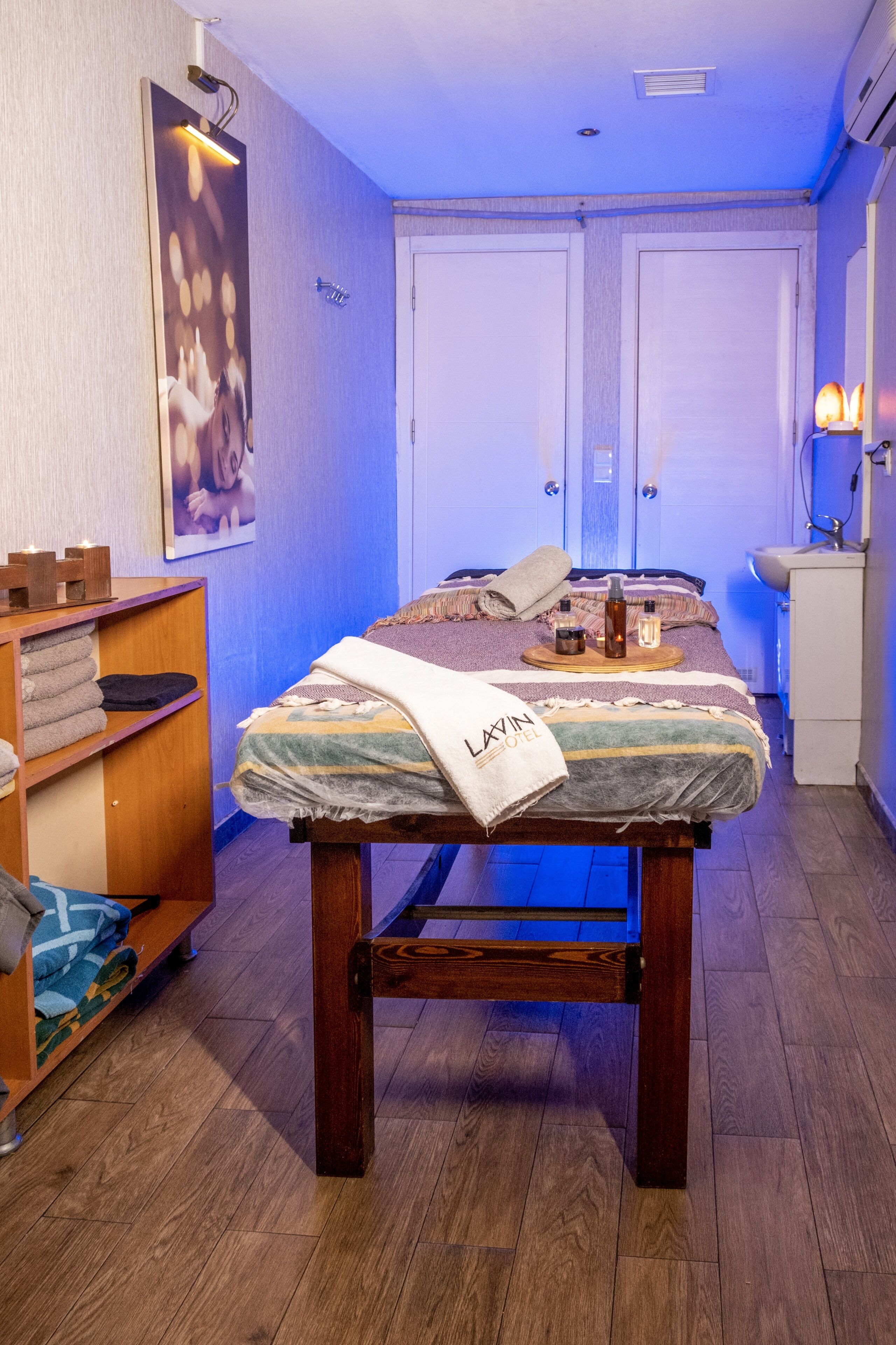 sauna, steam room, turkish bath/hammam, hot stone massages