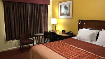 Standard Room, 1 King Bed, Non Smoking | In-room safe, iron/ironing board, free WiFi, bed sheets