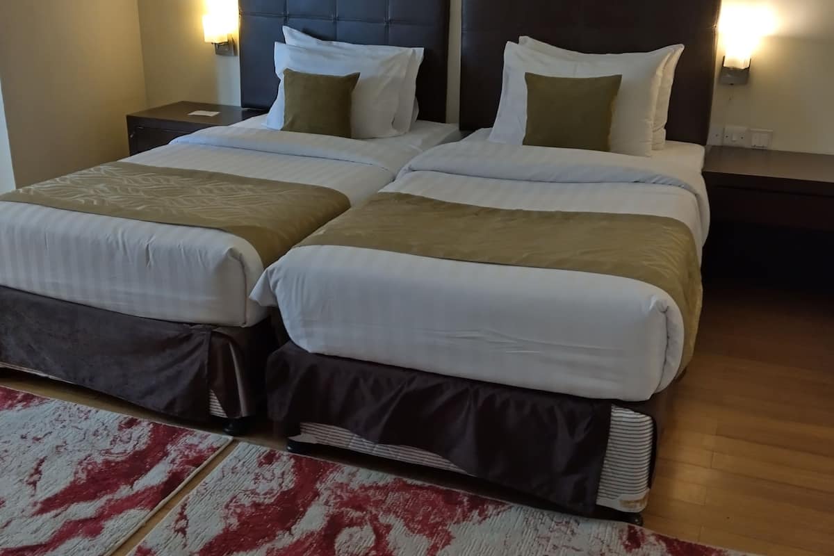Apartemen, 1 kamar tidur | 1 kamar tidur, brankas, meja kerja, dan ruang kerja ramah laptop