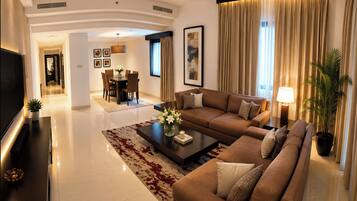 Apartment, 2 Bedrooms | Living area