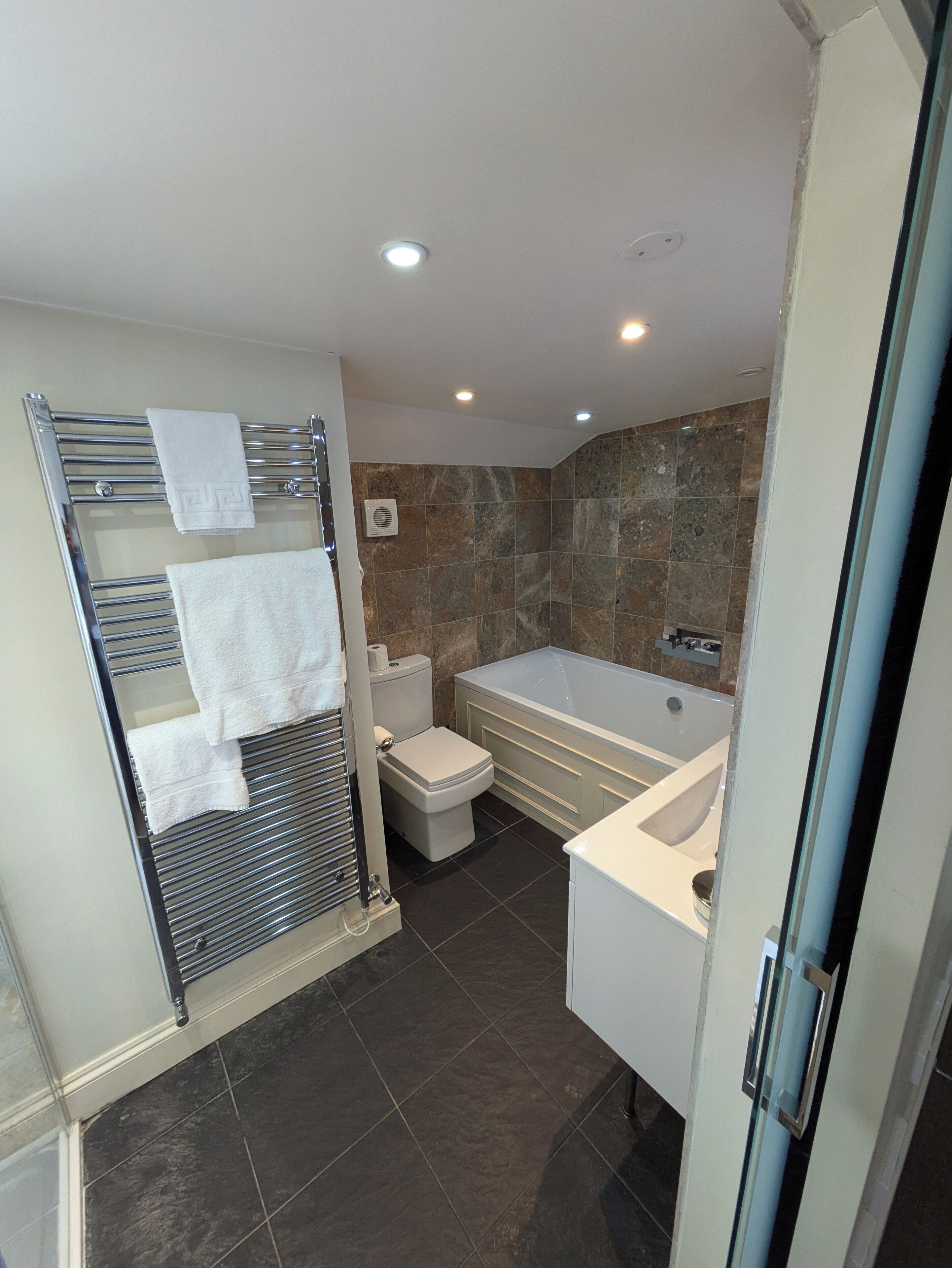 classic double room | bathroom | free toiletries, hair dryer, dressing gowns, towels
