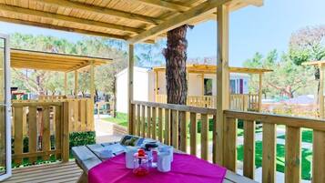 Frühstück, Mittagessen, Abendessen, lokale Küche