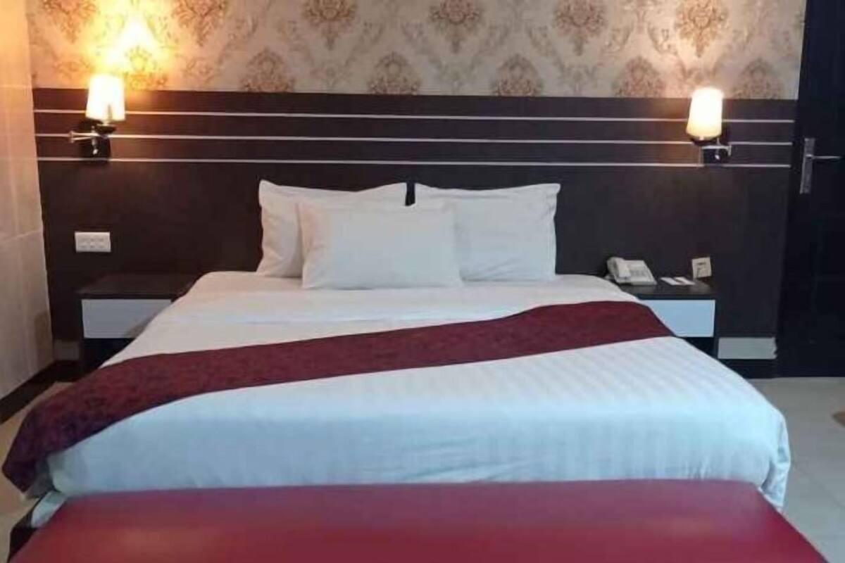 Skrivebord, ekstrasenger (mot et tillegg) og wi-fi (inkludert)