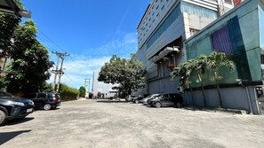 Property grounds - Grand Antares Hotel (Medan)