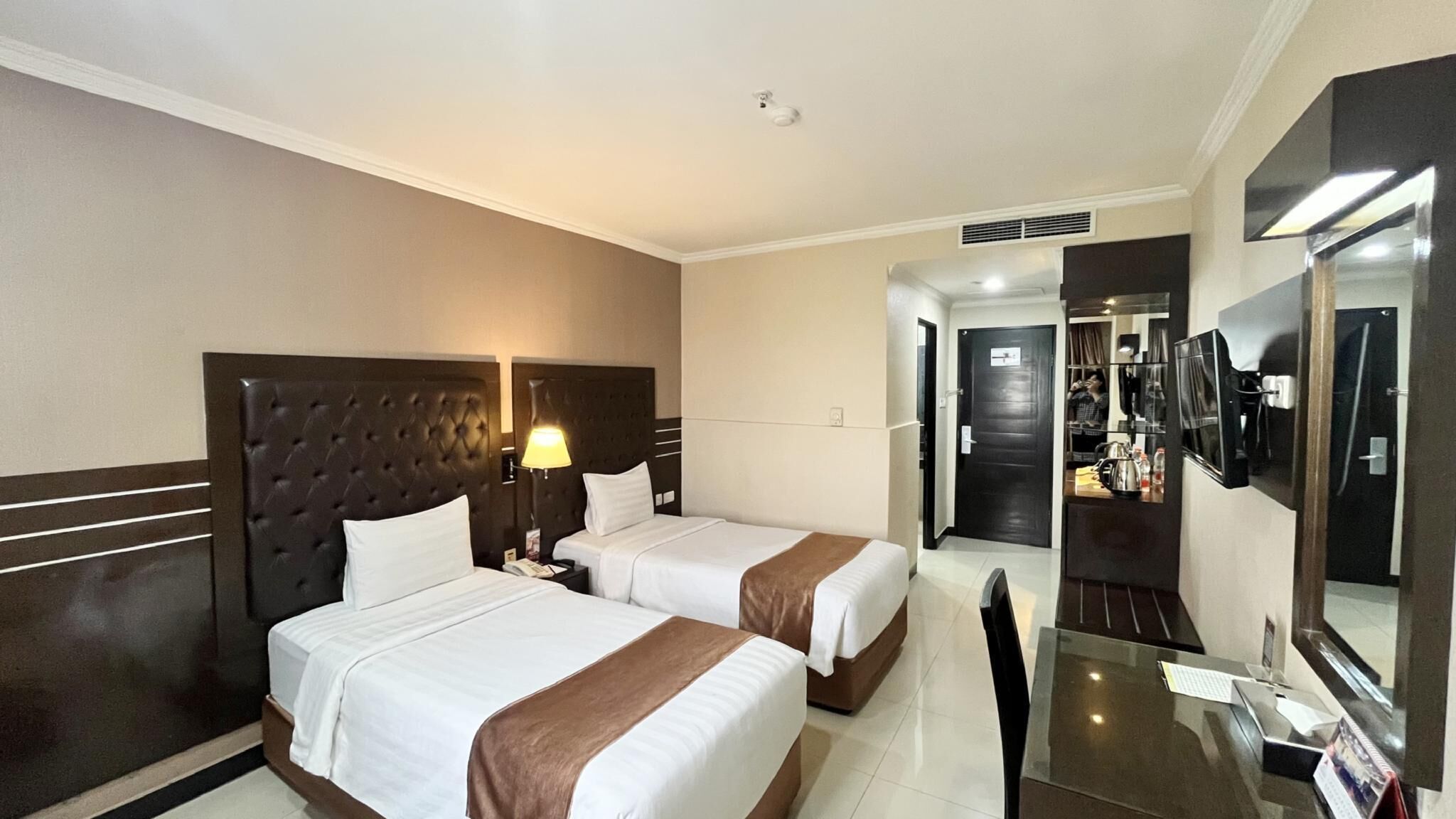 Escriptori, llits addicionals i wifi gratuïta 