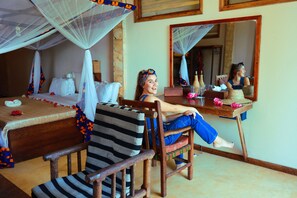 Basic Triple Room, Sea View | In-room safe, desk, blackout drapes, free cribs/infant beds - Seasons Lodge Zanzibar (Pongwe)