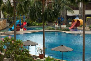 Pemandangan dari bilik