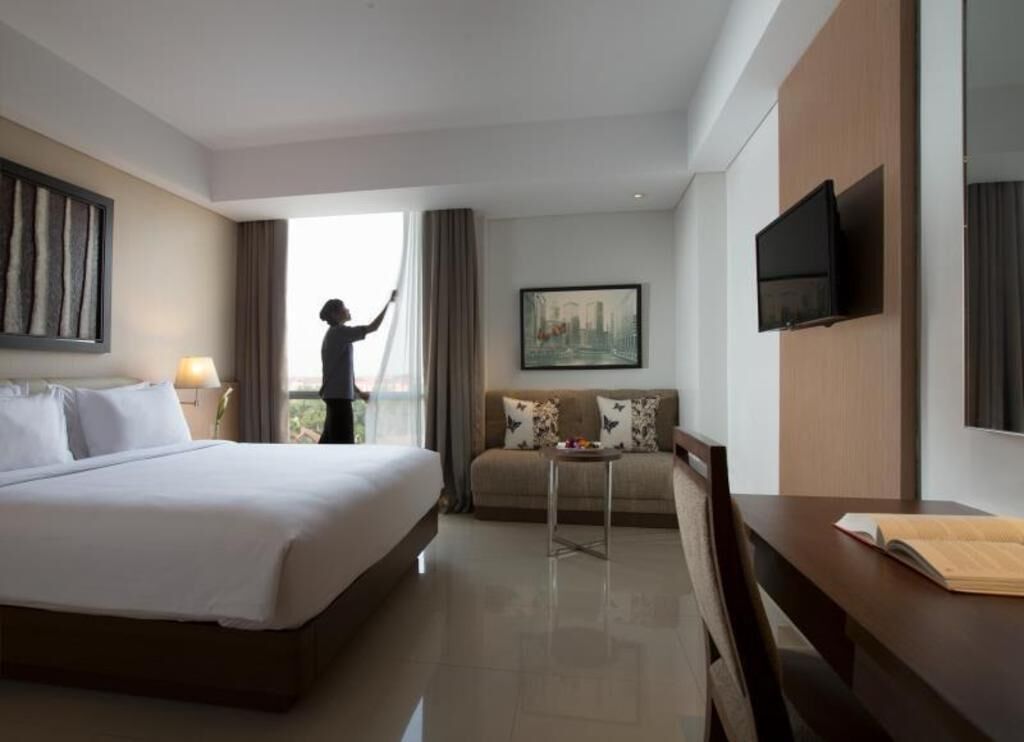 In-room safe, desk, free WiFi, bed sheets