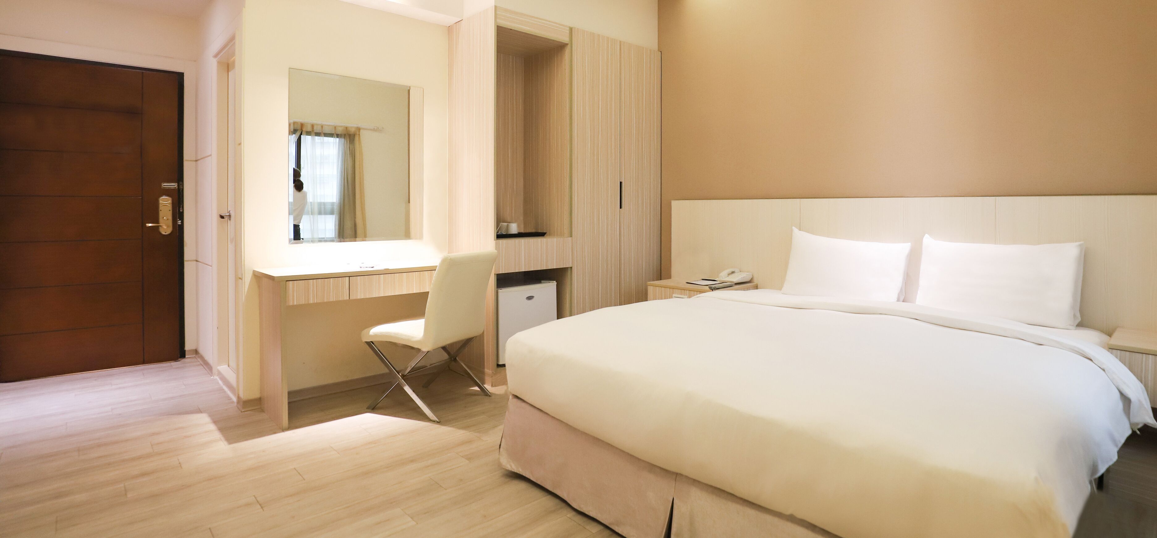 standard double room | view from room