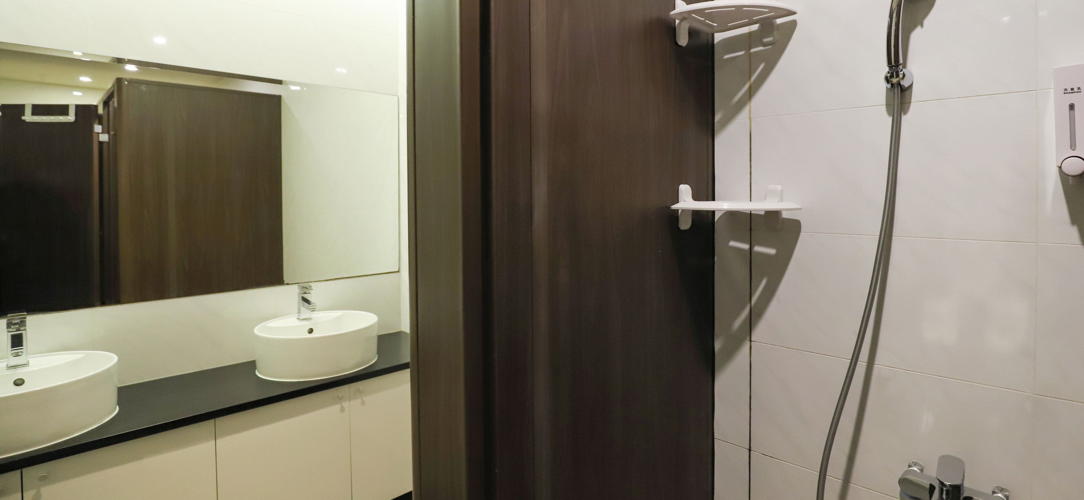 1 dorm bed - male dormitory | bathroom | separate bathtub and shower, free toiletries, hair dryer, slippers