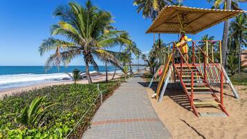 Private beach nearby, beach cabanas, sun loungers, beach umbrellas