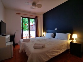 Double Room, Balcony | Premium bedding, in-room safe, desk, blackout drapes