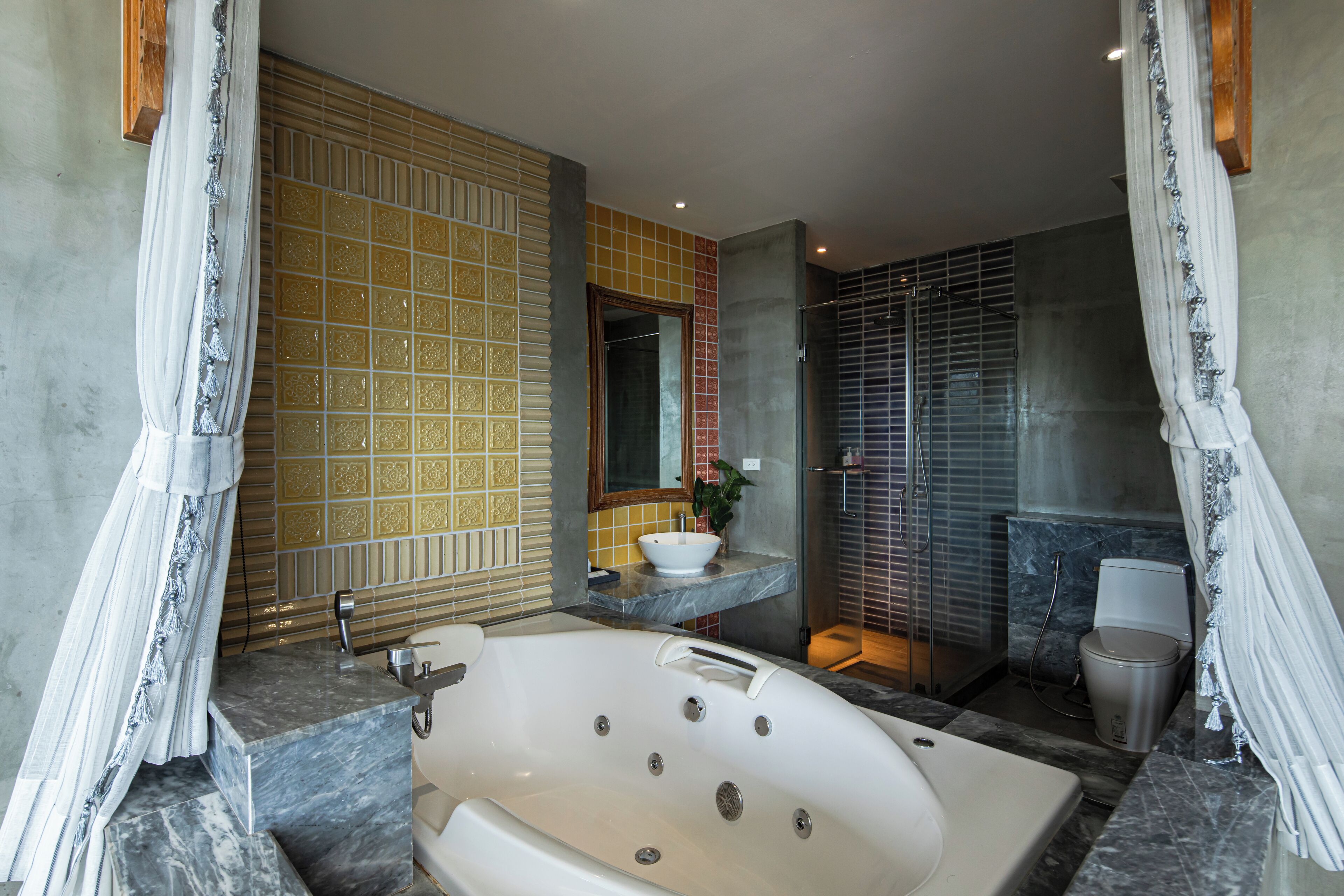 honeymoon suite with bathtub | 1 bedroom, premium bedding, minibar, in-room safe