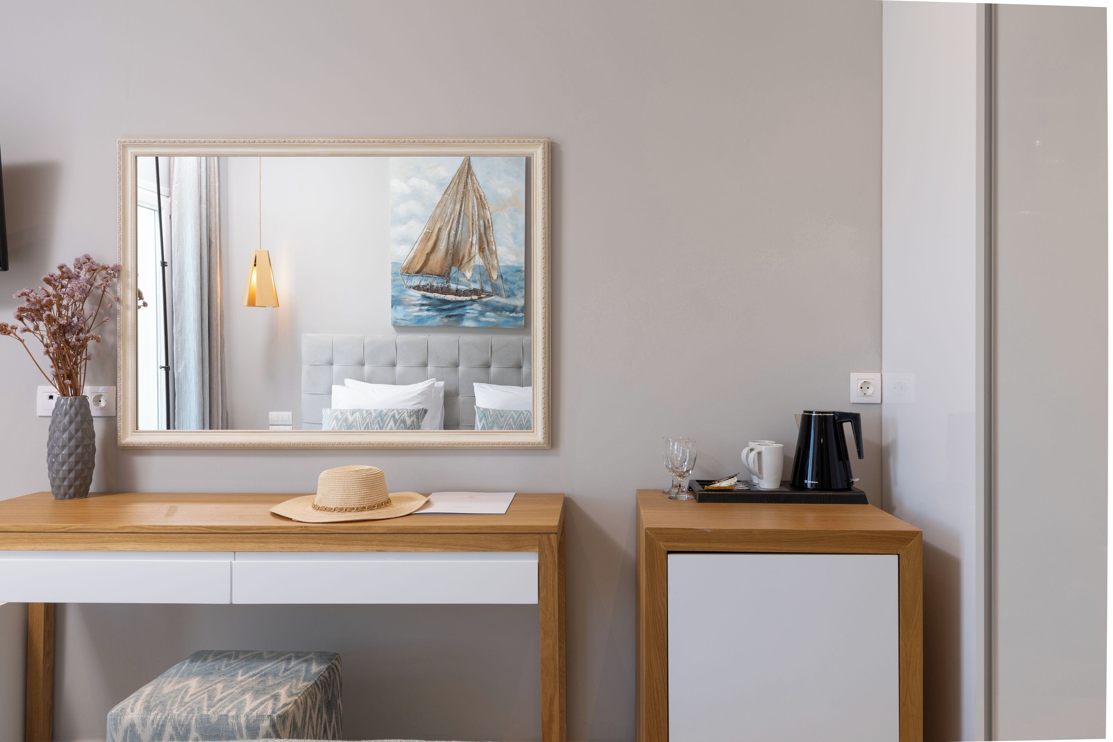 1 bedroom, in-room safe, desk, blackout curtains