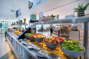 包含每日全套早餐