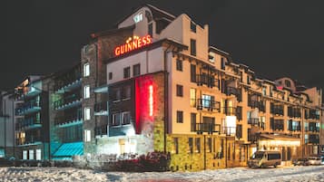 Façade de l’hébergement - soirée/nuit
