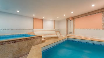 Sauna, hot tub, steam room, massages