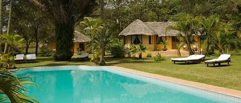 Alberca al aire libre