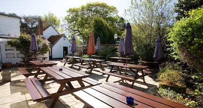 Lifeboat Inn