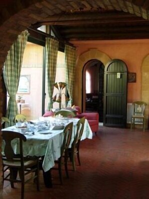 Restaurant - Villa Clementine (Piazza Armerina)