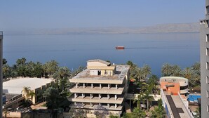 Unclassified image, 3 of 50, button - Ahuzat Kinorot (Tiberias)