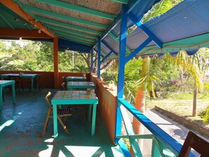 Lunch, dinner served; Caribbean cuisine, sea views  - 3 Martini Hotel Apartments (Johnson's Point)