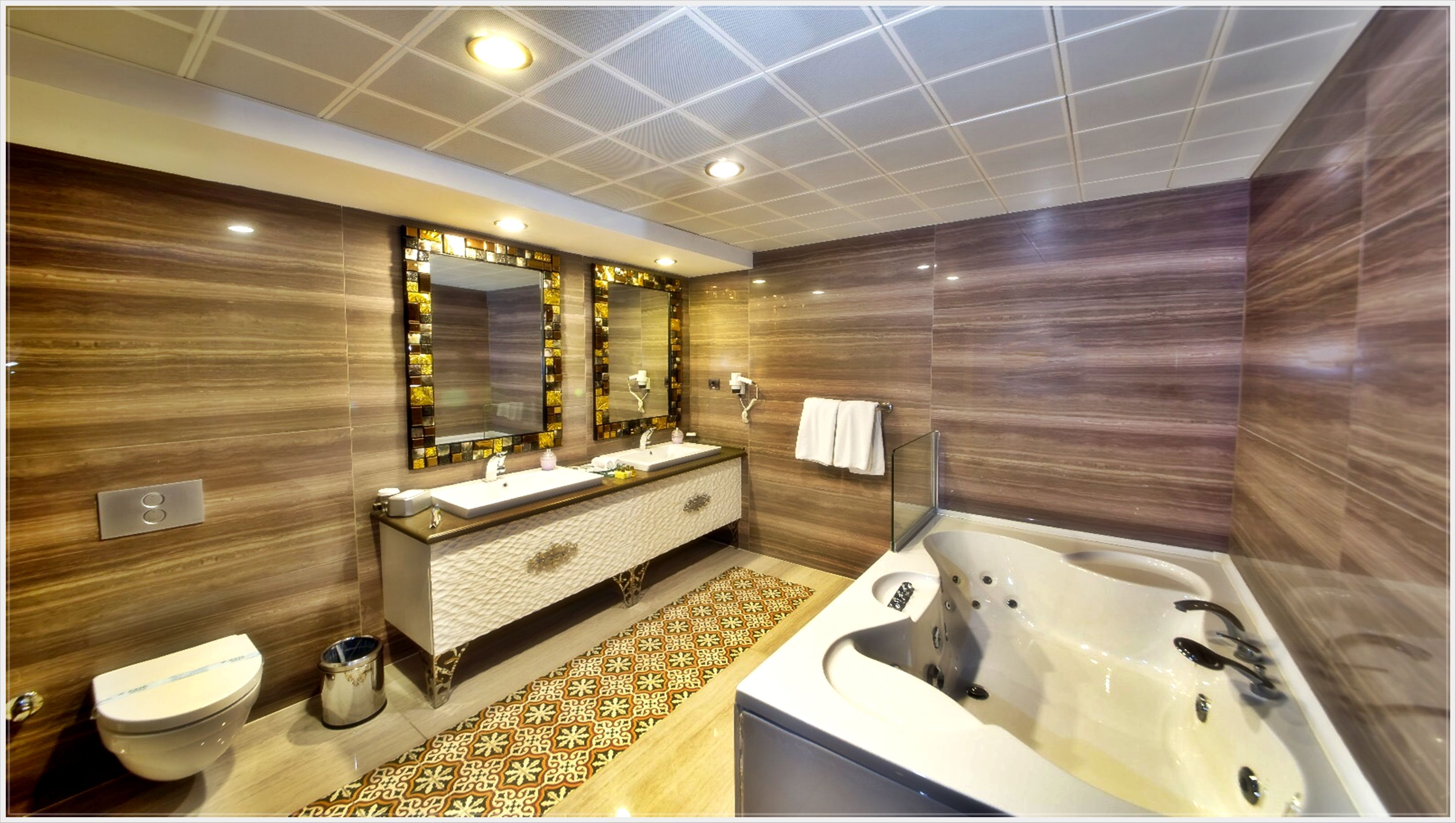 1 bedroom, premium bedding, minibar, in-room safe