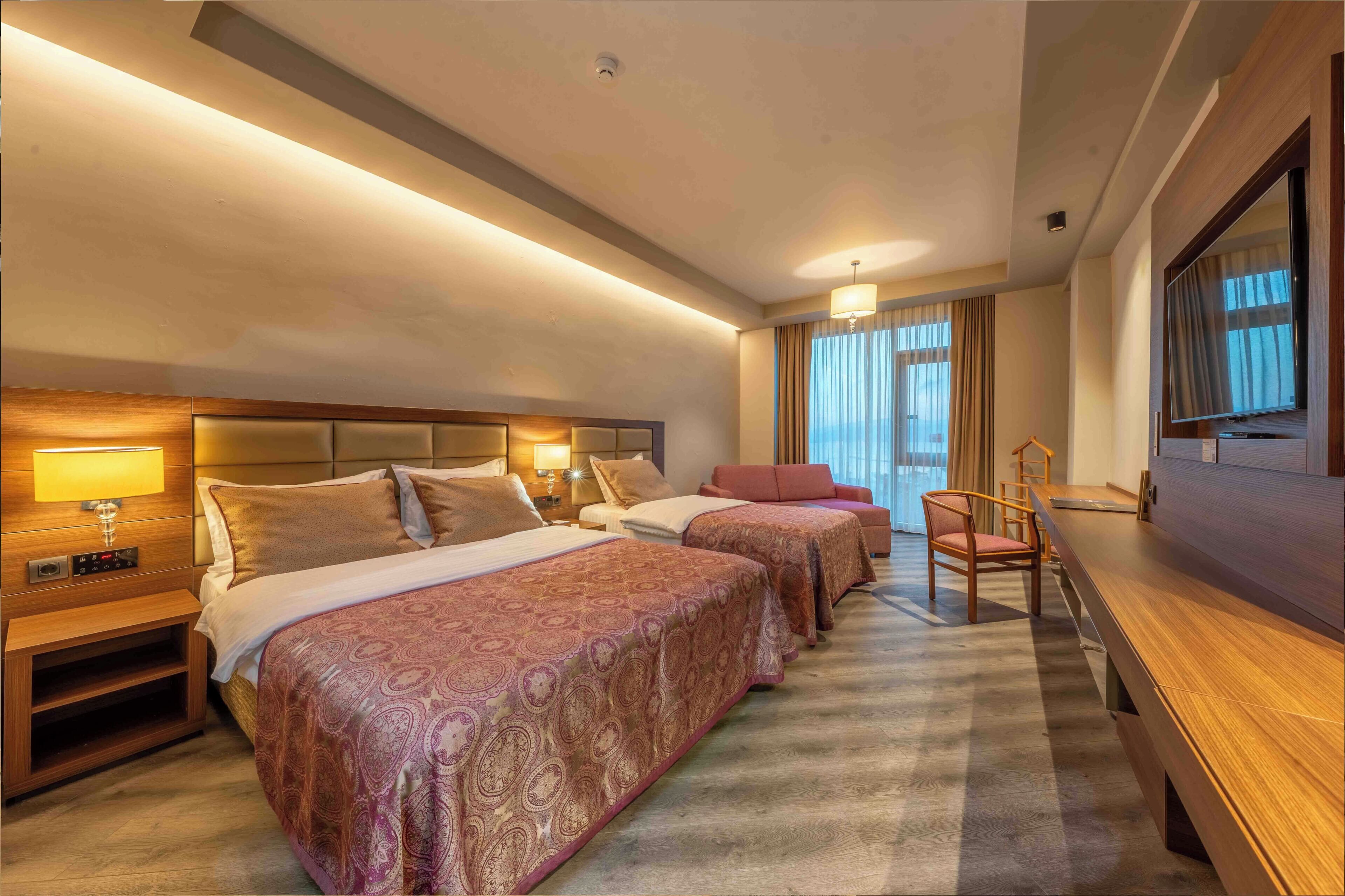 Ropa de cama de alta calidad y minibar 
