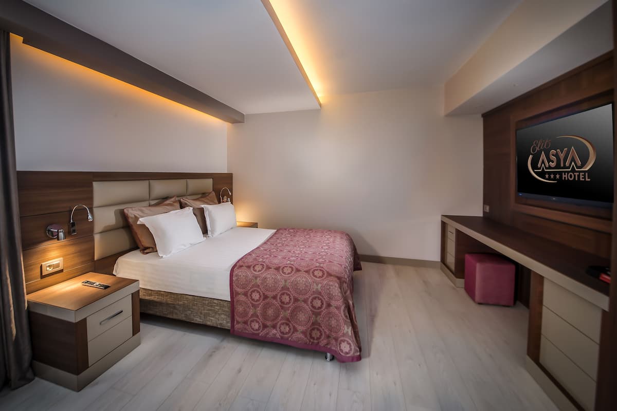 Ropa de cama de alta calidad y minibar