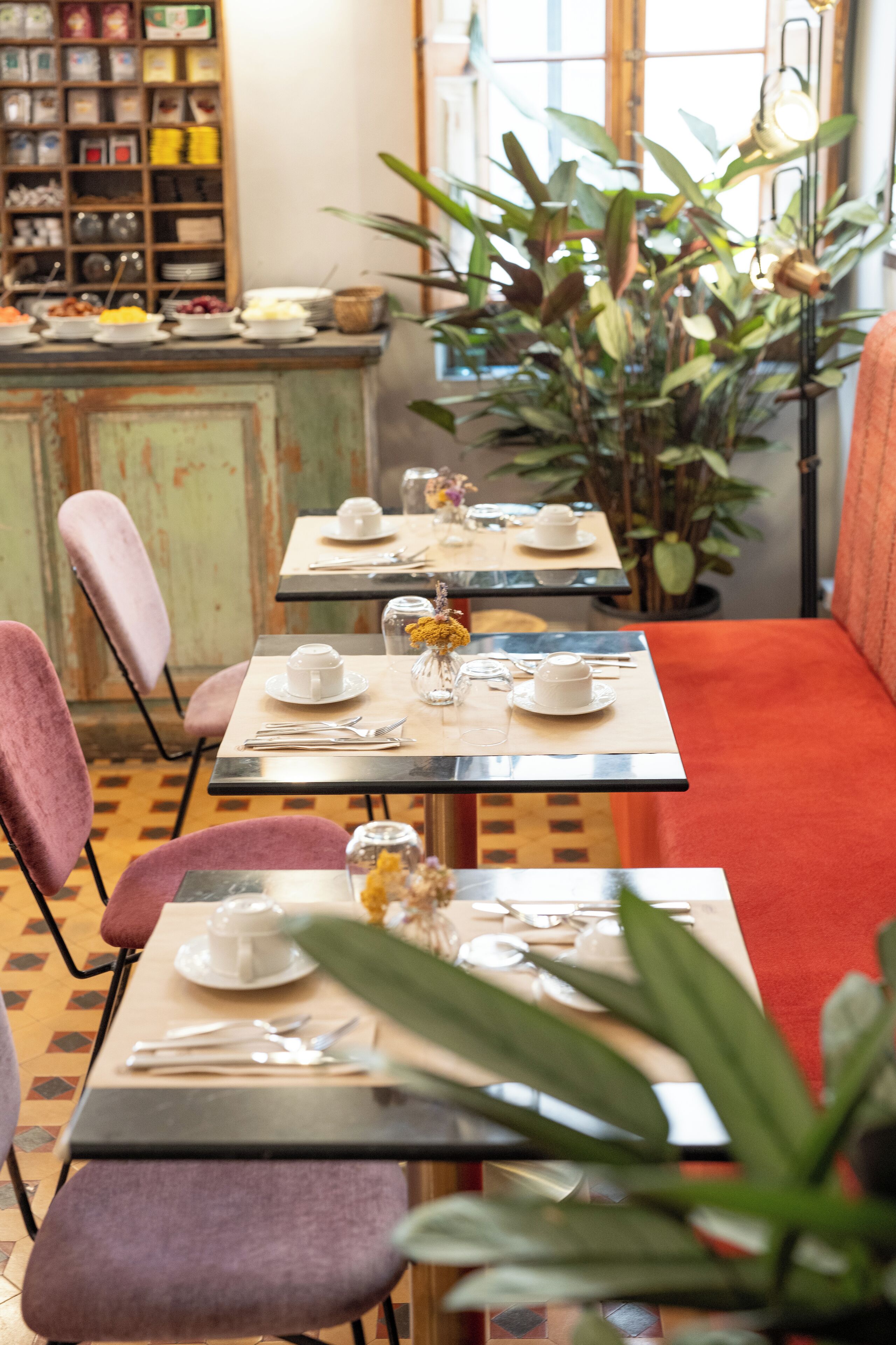 free daily continental breakfast