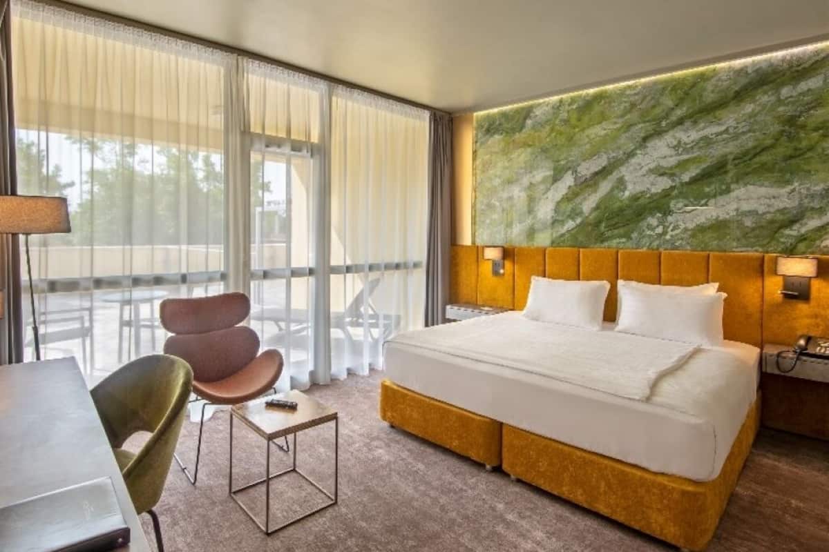 family double or twin room, 2 bedrooms, balcony | hypo-allergenic bedding, pillow-top beds, minibar, in-room safe