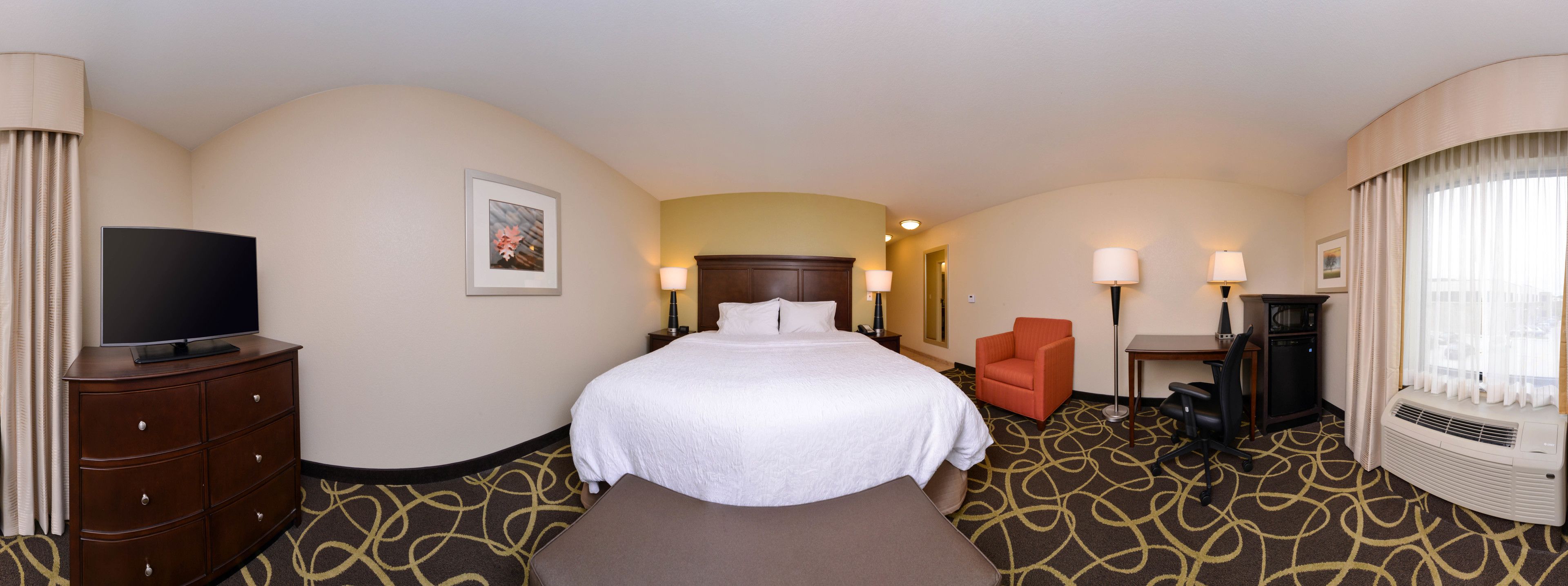 Hochwertige Bettwaren, Zimmersafe, kostenlose Babybetten