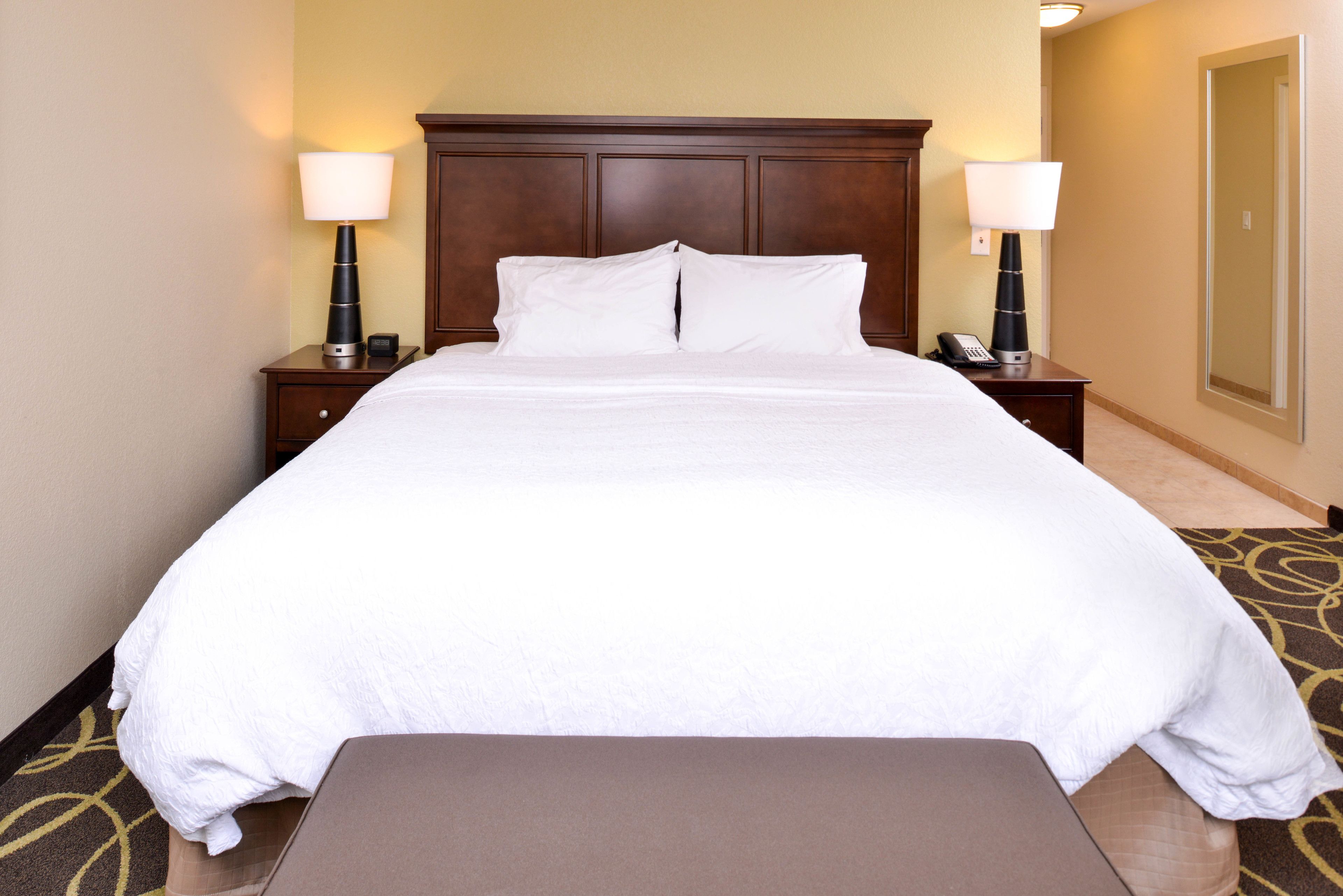 room, 1 king bed, non smoking, refrigerator & microwave | premium bedding, in-room safe, free cots/infant beds, free rollaway beds