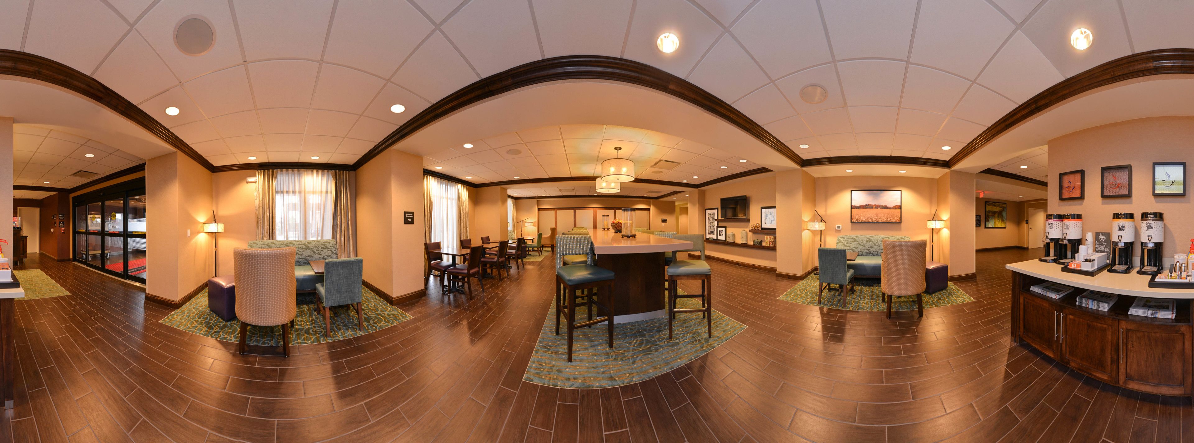 Free daily buffet breakfast