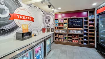 Snack bar