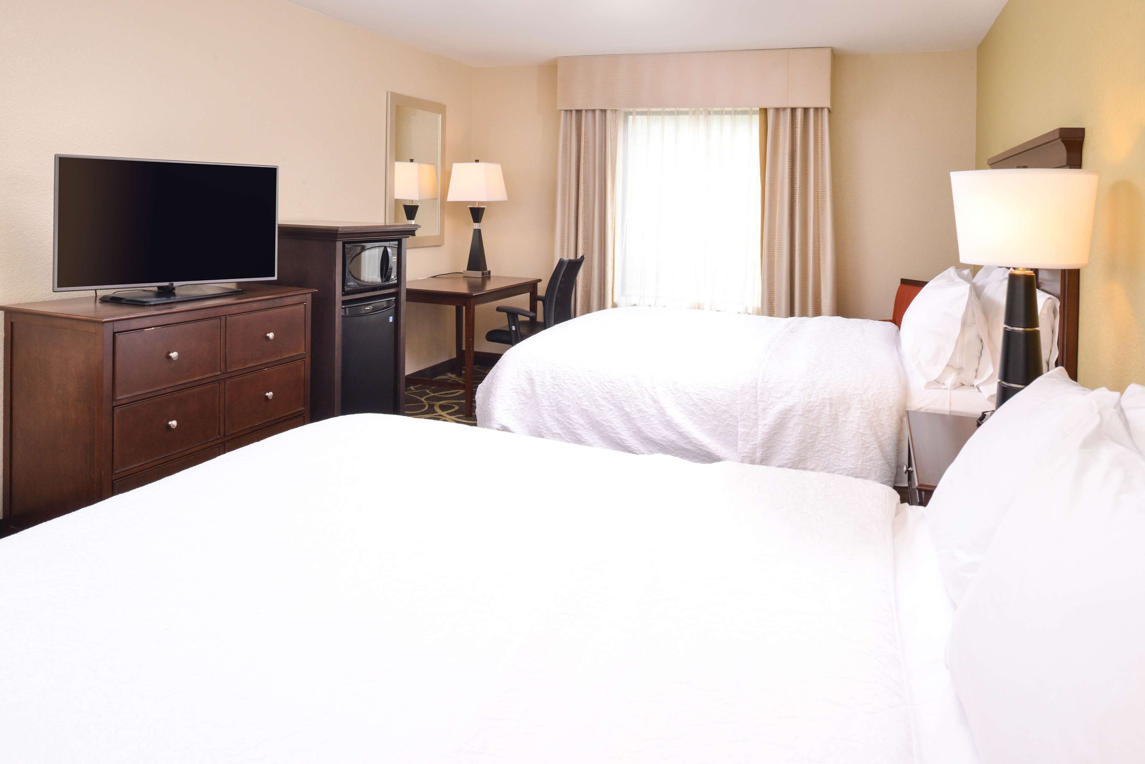 premium bedding, in-room safe, free cots/infant beds, free rollaway beds