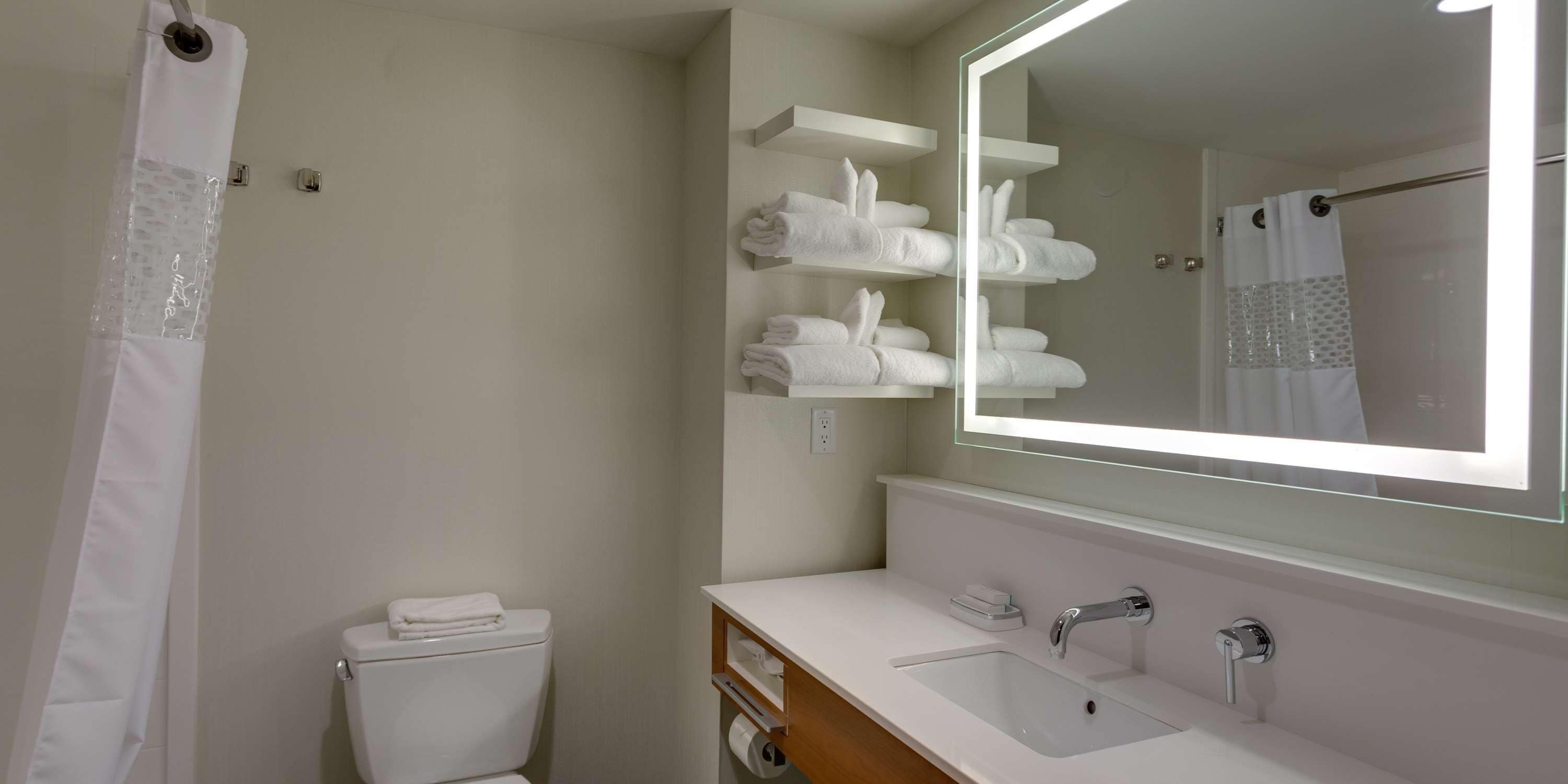 shower, free toiletries, towels