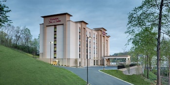 Hampton Inn & Suites Knoxville Papermill Drive