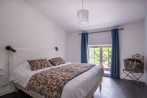 Superior Duplex | Premium bedding, individually decorated, individually furnished, desk - Clos Marcamps (Prignac-et-Marcamps)